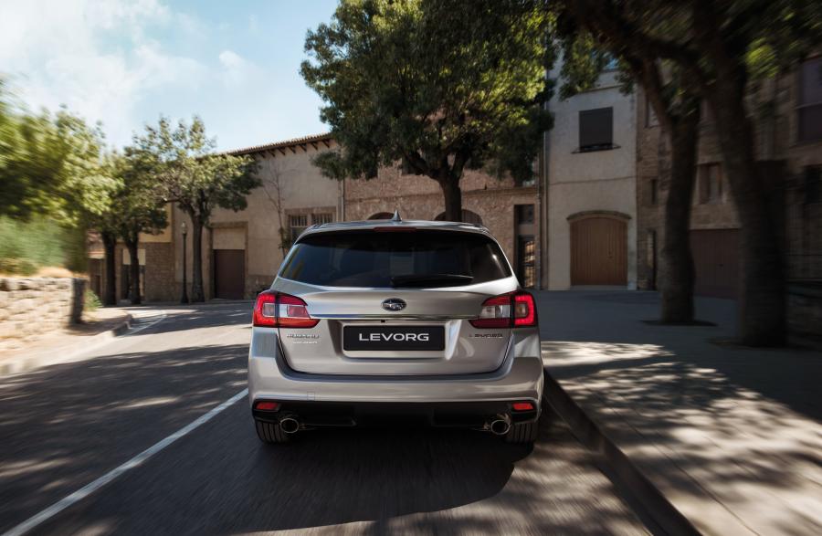  Subaru Levorg 2017 года  (WW) (фото 12 из 46)